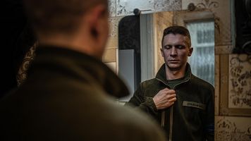 Valery, de msico a combatiente   He pasado de tocar en teatros a hacerlo en los funerales de militares