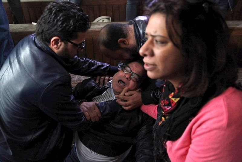 Condenan a cinco años de cárcel a Abdelfatah, el icono de la revuelta egipcia contra Mubarak