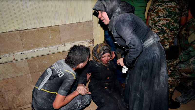 Decenas de muertos tras una oleada de bombardeos en Alepo, incluido un hospital apoyado por MSF