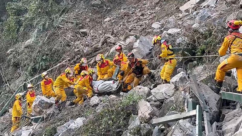El número de heridos en el terremoto de Taiwán supera el millar mientras continúan las labores de rescate