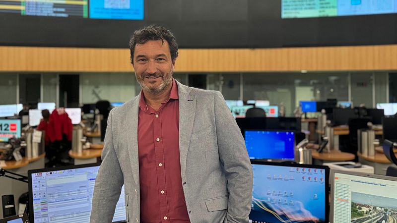 "El mayor error es no ser consciente de la fuerza del agua", asegura el director de 112 de Madrid