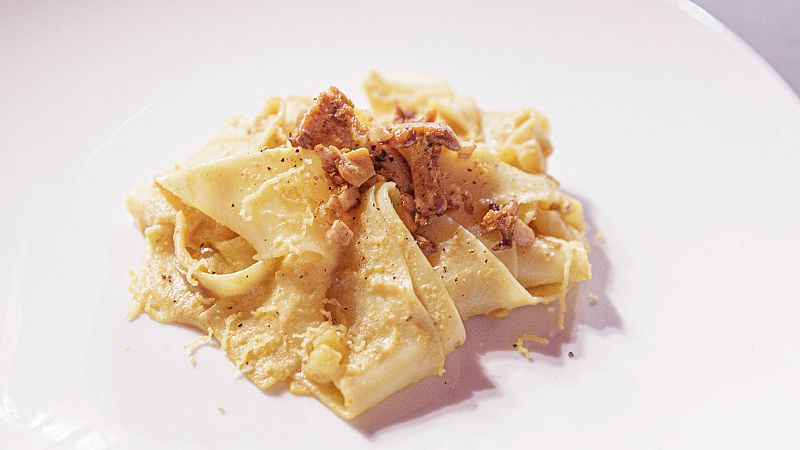 Receta de pasta con curry y pia de Limin de MasterChef 12+1