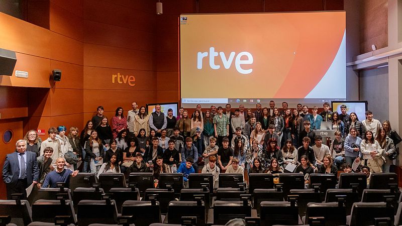 RTVE abre sus puertas a 66 estudiantes del programa '4º ESO + Empresa'