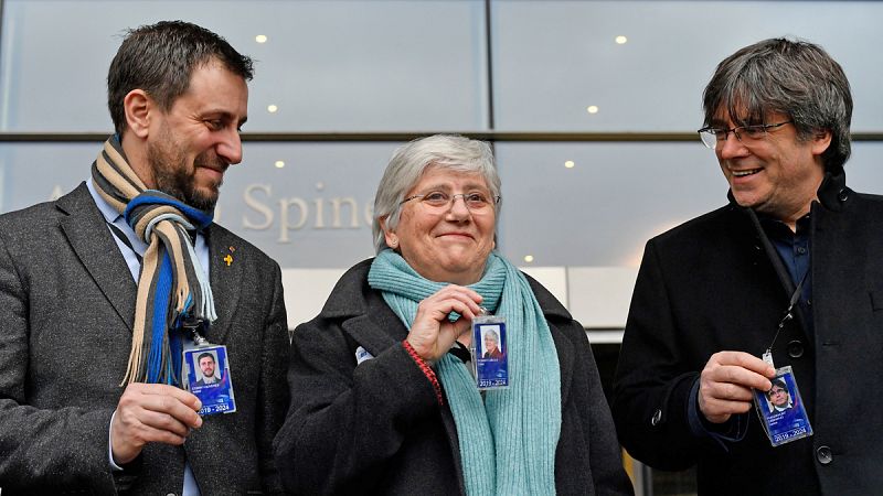 El informe jurídico del Parlamento Europeo pedirá retirar la inmunidad a Puigdemont, Comín y Ponsatí