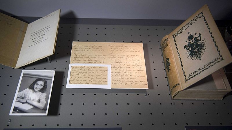 Una investigación señala a un notario judío como el hombre que delató a Ana Frank a los nazis