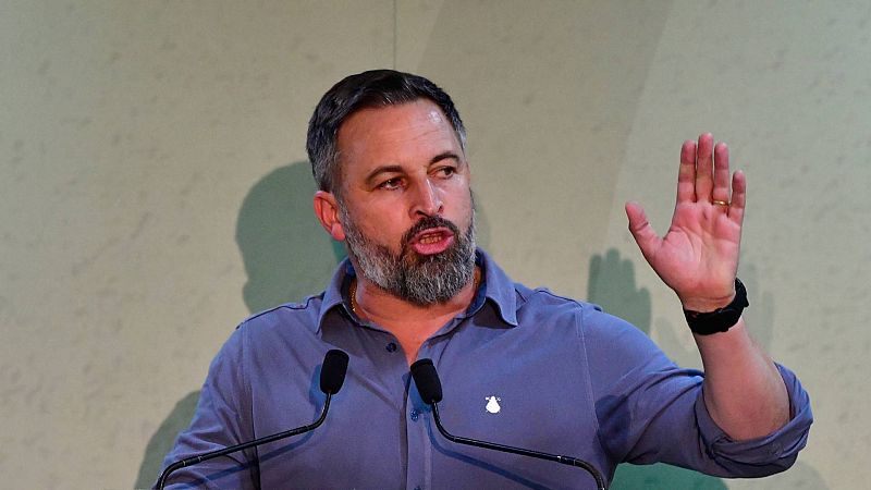 Abascal carga contra el PP por "incumplir" los acuerdos y reclama "un cambio radical y derogar las políticas del PSOE"