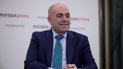 CEOE y ATA avisan a Díaz: trasladarán a los grupos políticos su 'no' a rebajar la jornada laboral por ley