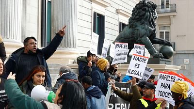 Un paso "positivo" pero "mejorable": las ONG celebran el impulso a la regularización de migrantes y piden ir más allá